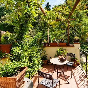 Casa Quaratesi Florence