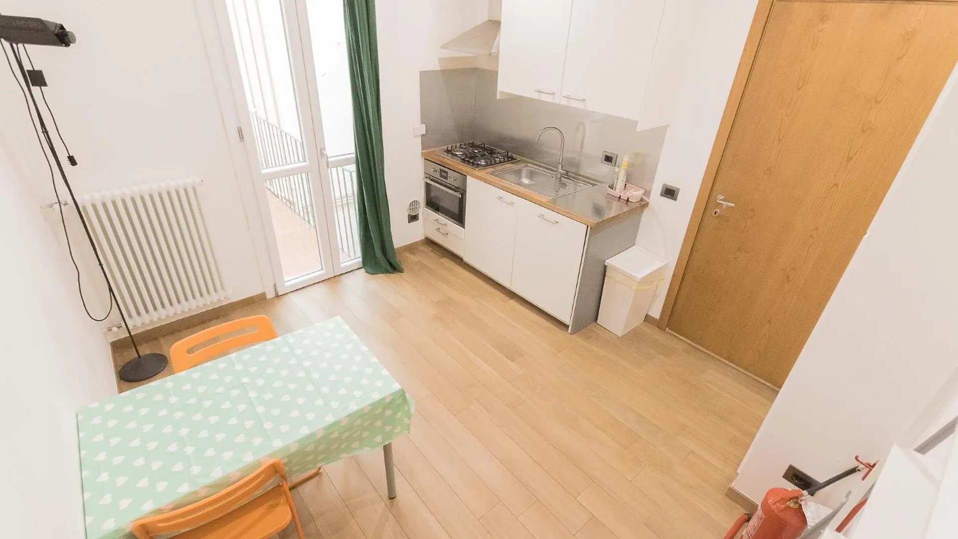 Bed & Breakfast Amalia Suites - Via San Zanobi Florence Italy