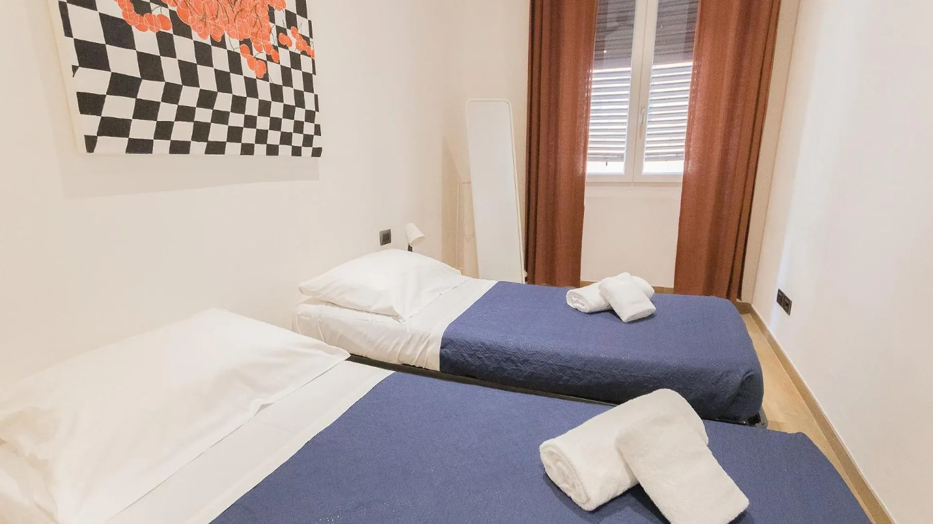 Amalia Suites - Via San Zanobi Florence Bed & Breakfast